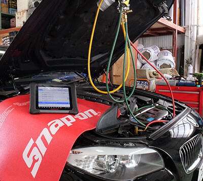 TSオートサービスにお任せください　キズヘコミ修理・整備・車検はこちら　無料見積り・簡単WEB予約・代車貸出